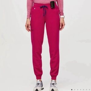 Figs Ultra Rose joggers size Medium